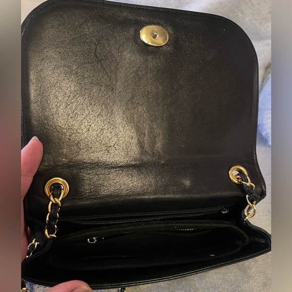 Authentic Vintage CHANEL Black Lambskin Mini CC Full Single Flap Bag - Picture 12 of 14